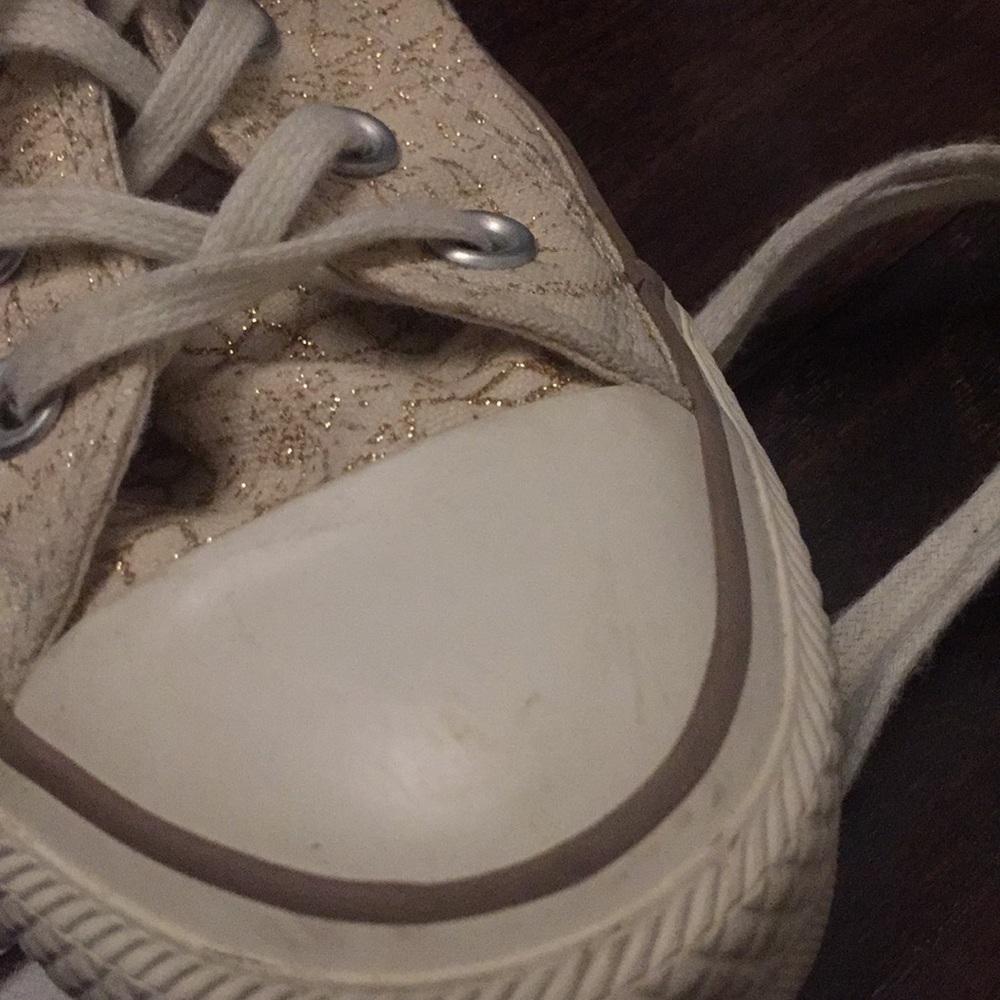 Gold patterned converse - Picture 3 of 8